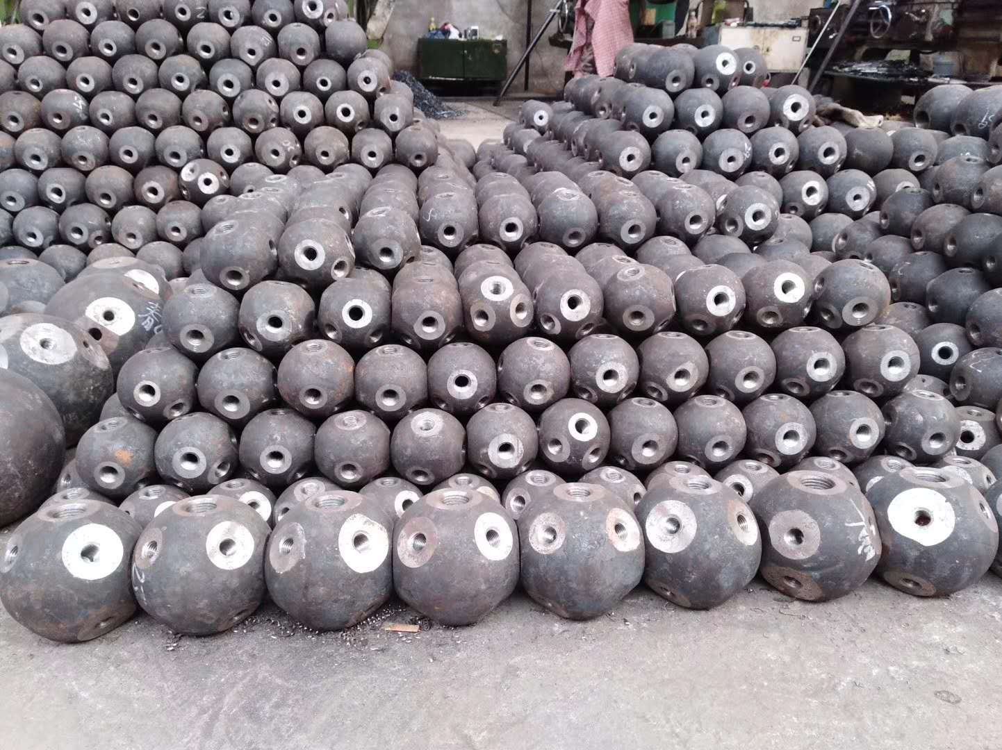 聊城螺栓球